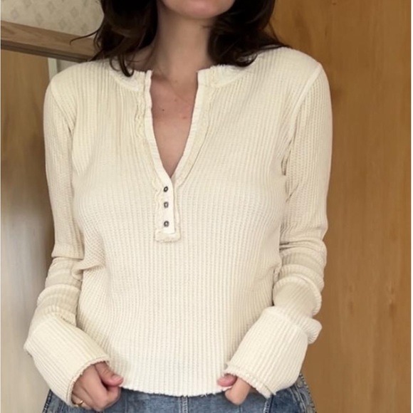 Free People FP One Colt Thermal Long Sleeve Top Cream Double Cuff Boho Size LRG - Picture 2 of 3